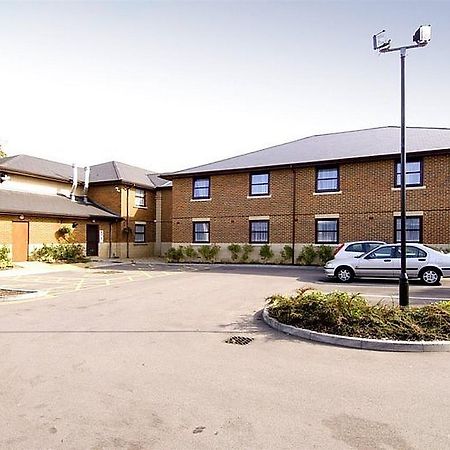 Premier Inn Bracknell Central Екстер'єр фото