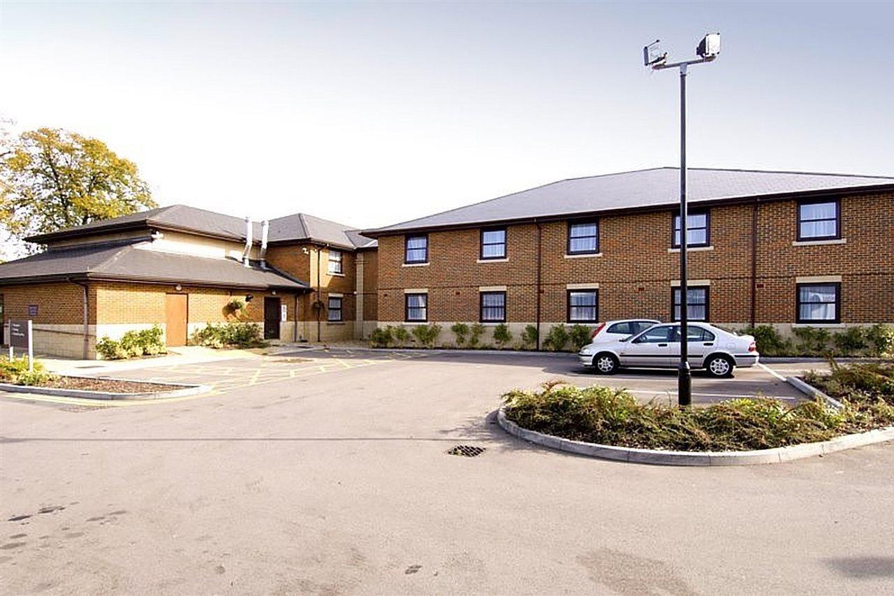 Premier Inn Bracknell Central Екстер'єр фото