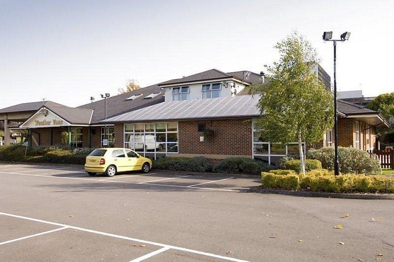 Premier Inn Bracknell Central Екстер'єр фото